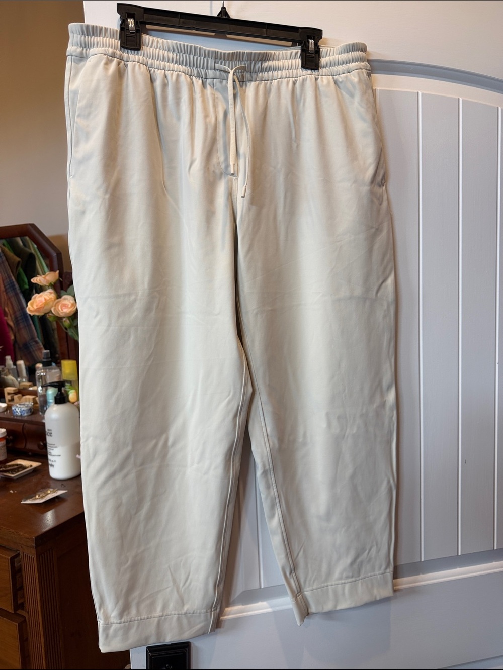 Women’s Drawstring Casual Pants in Cream